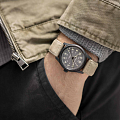 Часы Hamilton Khaki Field Titanium Auto H70215880 фото 2