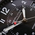 Часы Hamilton Khaki Field Quartz H68551933 фото 4